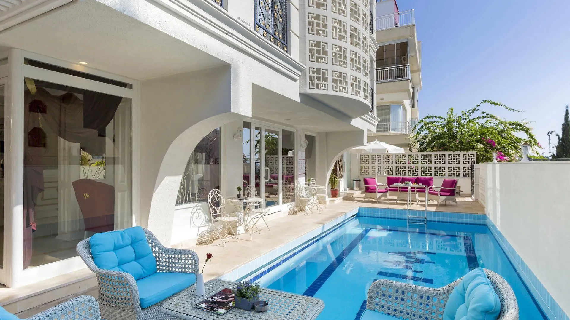 Wise Hotel & Spa - Adults Only location